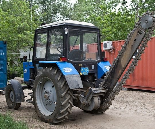 Траншеекопатель в аренду в Новоалтайске и  Алтайском крае